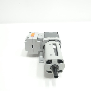 Filtro Neumático P32fa93egan P32va93lsan <span class=keywords><strong>3</strong></span>/8in NPT 150psi Nuevo Original en Stock Automatización Industrial PLC Dedicado <span class=keywords><strong>Prog</strong></span> - Product Image 1