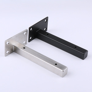 Passe-câble plat noir en nylon de 20 mm avec protection pour tuyau rond à clipser - Product Image 1