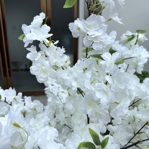 ต้นซากุระปลอมสีขาวคุณภาพสูงในกระถาง ต้นไม้ประดับตกแต่งภายในสำหรับสวน สำนักงาน งานปาร์ตี้ งานแต่งงาน โรงแรม - Product Image 4