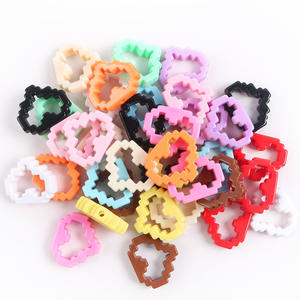 Nouveau design résine <span class=keywords><strong>miniature</strong></span> résine coeur belle forme résine pendentif en gros bricolage coque de téléphone breloques porte-clés pour la décoration - Product Image 5