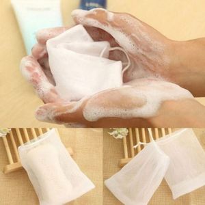Sac en maille 100% nylon, économiseur de savon, mousseur rapide pour une belle mousse, loofah exfoliant en PVC - Product Image 4