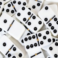Fabricant de contrat chinois professionnel pour les carreaux de mélamine Domino Set Custom Dominos