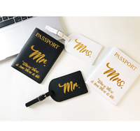 Ensemble porte-passeport et étiquette de bagage en cuir PU personnalisé Mr et Mme, cadeau de voyage de lune de miel sur mesure, organiseur de documents