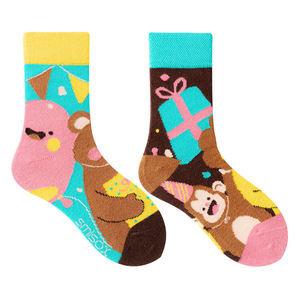 Calcetines Infantiles con Diseños Divertidos y Asimétricos, Estampados de Animales de Dibujos Animados, Calcetines Casuales para Niños y Niñas - Product Image 1
