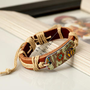 Pulseras para mujer, pulsera ajustable de cuero Retro <span class=keywords><strong>Hippie</strong></span>, joyería de moda hecha a mano para mujer, regalos de cuerda con estampado de flores - Product Image 3