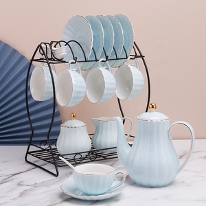 21-teiliges Elegantes Kürbis-Keramik-Teeservice mit Untertassen, Milch- und Zuckerdosen, Teekanne und Metallständer für Nachmittagstee und Kaffee - Product Image 4