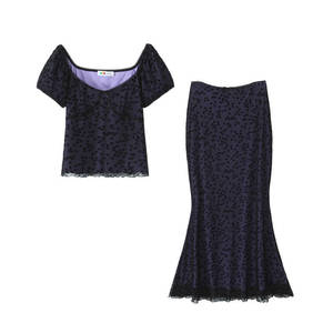 Ensemble haut et jupe sirène en maille papillon à épaules dénudées pour femme grande taille Runqi, violet fantôme, en mousseline moulante - Product Image 1