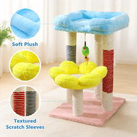 Arbre à chat fleuri pastel avec lit rembourré en forme de pétale et poteaux à gratter, couleurs et design personnalisés OEM ODM
