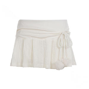 Falda plisada acampanada de punto trenzado natural para niñas con pantalones cortos incorporados, bonita falda casual con cordón y pompones para primavera - Product Image 6