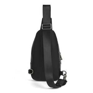 Sac de poitrine en cuir véritable pour homme, noir uni, sac bandoulière tendance pour les loisirs et les voyages, été 2025 - Product Image 4