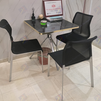 Table basse ronde moderne avec plateau en marbre, série XT, base trépied en métal pour salon