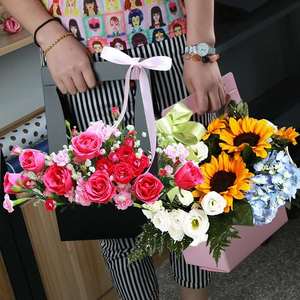 Basso MOQ all'ingrosso personalizzato portatile pieghevole scatola di fiori sacchetto di imballaggio di carta impermeabile fiorista sacchetto di trasporto di fiori freschi per mazzi - Product Image 4