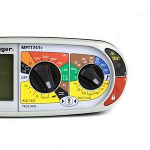เครื่องทดสอบมัลติฟังก์ชั่น Megger รุ่น MFT1741 พร้อมการรับประกัน 1 ปี ผลิตในสหราชอาณาจักร ช่วงแรงดันไฟฟ้า -0% ถึง +20% ความละเอียดความถี่ 0.1Hz - Product Image 2
