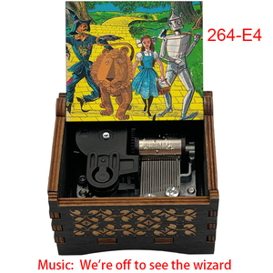 Boîte à musique en bois vintage carrée à manivelle, « Nous partons voir le magicien », souvenir spécial, cadeaux <span class=keywords><strong>de</strong></span> Noël en famille, cadeaux DIY pour lui et pour elle - Product Image 5