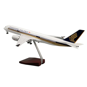 45CM Airbus A350 <span class=keywords><strong>Air</strong></span> China <span class=keywords><strong>1</strong></span>:150 Modèle d'avion civil avancé avec roues <span class=keywords><strong>et</strong></span> lumières Simulation Résine Pendentif Modèle d'avion - Product Image 4