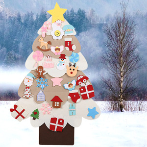 Árbol de Navidad de Fieltro Desmontable con Luces LED, Decoración Navideña Suave de Tela No Tejida para Colgar en la Pared, Ideal para Guarderías y Fiestas - Product Image 2
