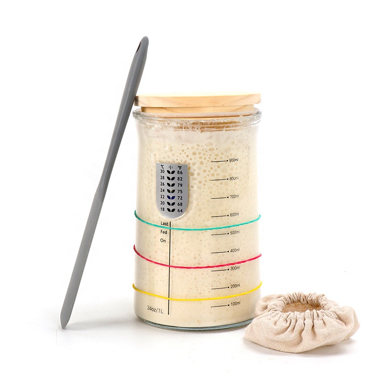 8oz glass black air tight containers