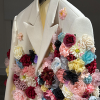 MOQ : 1 pièce |    Manteau long en laine pour homme, mode d'hiver, orné de fleurs, blanc, élégant, chaud, manteau long d'hiver pour homme, vêtements d'extérieur