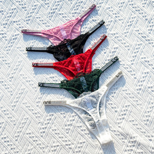 Hot Sexy Red Lace Tanga Panty para sexo <span class=keywords><strong>Glitter</strong></span> G <span class=keywords><strong>String</strong></span> Tanga transparente Bragas de diamantes de imitación para mujer - Product Image 1