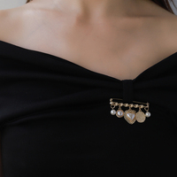 Broches Cœur Vintage Rétro Années 90 avec Perles, Pendentifs Breloques Chaîne Cubaine en Or 18 carats, Broche Cœur Amour – Vente en Gros Hiver Automne