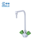 Grifo de Agua Pura para Laboratorio COSMOLab GC-FS-01, Montado en el Suelo, con Cuello de Cisne, para Uso Hospitalario, Escolar e Industrial, de PP y Latón, con Certificación CE/ISO