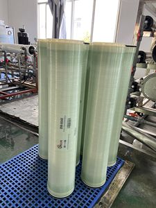 เมมเบรน RO ULP 4040 แรงดันต่ำ 2250GPD ความสามารถในการกรองสูง สำหรับการบำบัดน้ำในอุตสาหกรรมอาหาร/น้ำกร่อย/น้ำประปา - Product Image 1