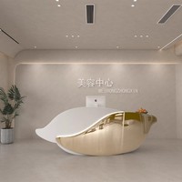 Comptoir de réception en bois avec logo personnalisé, caisse enregistreuse, bureau commercial, salon de beauté