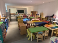 Bureau d'étude coloré pour la maternelle, mobilier préscolaire, table réglable en hauteur, ensemble combiné table et chaise pour enfants, bureau de jeu pour enfants
