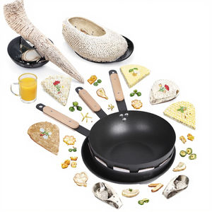 <span class=keywords><strong>Poêle</strong></span> <span class=keywords><strong>en</strong></span> fer écologique pour cuisinière <span class=keywords><strong>à</strong></span> gaz antirouille et non revêtue Style classique avec couvercle <span class=keywords><strong>en</strong></span> verre universel pour la vieille friture - Product Image 4