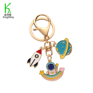 2024 thiết kế mới mặt trăng sao không gian Mặt dây chuyền Keychain hành tinh người ngoài hành tinh Phi Hành Gia hình dạng Keyring Phi Hành Gia kim loại <span class=keywords><strong>keyholder</strong></span> - Product Image 4