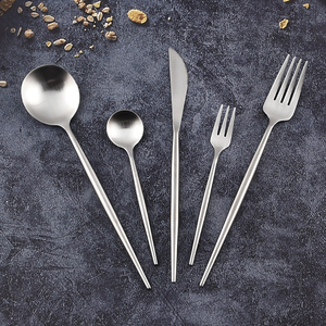 304 thép không gỉ Portugal phong cách Flatware Set với <span class=keywords><strong>Hollow</strong></span> xử lý bảng dao nĩa và muỗng - Product Image 2