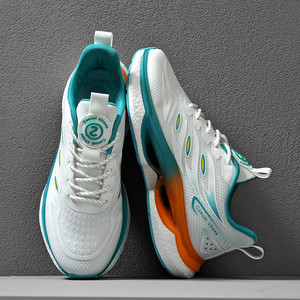 2024 nuove scarpe da ginnastica sportive per il ghiaccio traspirante e traspirante da uomo versatili da corsa Casual da Jogging scarpe sportive Super leggere - Product Image 6