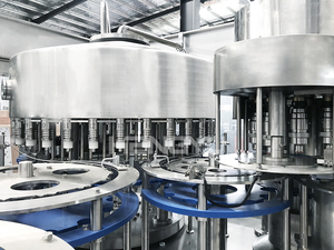 2025高品质新款3合1聚酯瓶装非碳酸饮料大型生产线水灌装机 - Product Image 2