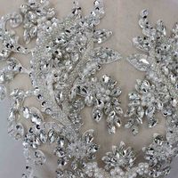 Patch d'Applique en Strass à Motif de Fleur Cousu à Dos Plat de Luxe avec Garniture en Dentelle Ivoire pour la Couture de Vêtements (Stretch)