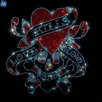 Applique thermocollante audacieuse et imposante en strass cerise pour les détaillants de mode, motif en cristal de qualité supérieure, nouveauté DIY