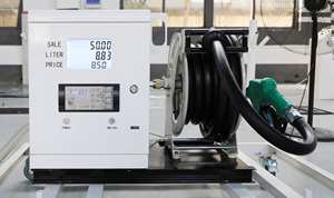 Distributeur <span class=keywords><strong>de</strong></span> carburant portable automatique <span class=keywords><strong>essence</strong></span> Diesel 12V 24V Mini véhicule mobile sans pompe <span class=keywords><strong>Prix</strong></span> pour voiture citerne - Product Image 2