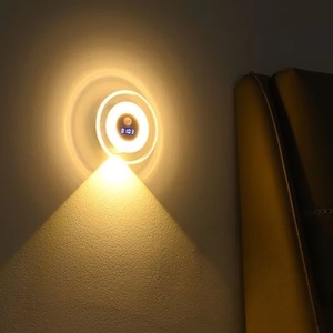 Veilleuse LED intelligente à détection <span class=keywords><strong>de</strong></span> mouvement, télécommande tactile, affichage horloge double mode, design minimaliste moderne, éclairage <span class=keywords><strong>de</strong></span> chevet pour chambre à coucher - Product Image 1