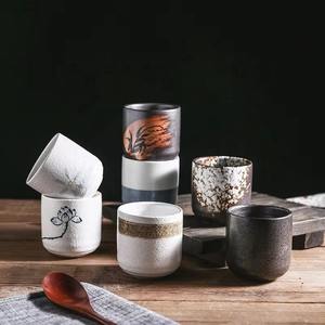 Tasse à café, thé ou saké en céramique japonaise moderne de 250 ml, en porcelaine écologique avec motif de dessin animé pour usage domestique, vente en gros - Product Image 3