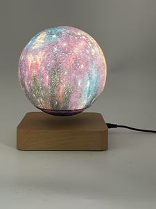 Lampe de table à lévitation magnétique avec planètes et lune flottantes - Product Image 3