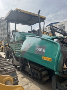 VGELE Super 2100-2 Pavimentadora de Asfalto Montada sobre Orugas, Equipo de Construcción de Carreteras con Motor, 2000 kg - Product Image 6
