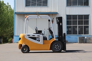 Chariot élévateur électrique contrepoidsé à <span class=keywords><strong>4</strong></span> roues, <span class=keywords><strong>homologué</strong></span> CE ISO, robuste, 2 tonnes (2000 kg), à batterie, avec poste de conduite assis - Product Image 4