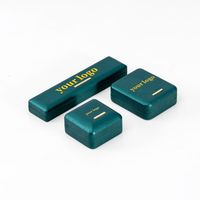 Boîte à bijoux carrée en carton biodégradable imperméable en matériaux recyclés, avec poignée, couleur personnalisée, logo personnalisé 4C, vente en gros