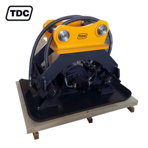 掘削機用油圧バイブレーターTDC水タンク付き10TonコンパクタープレートFoshan Krane振動プレートコンパクター - Product Image 1