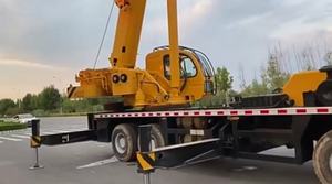 <span class=keywords><strong>Grue</strong></span> de 60 tonnes à vendre à bas <span class=keywords><strong>prix</strong></span>, avec procédures <span class=keywords><strong>d</strong></span>'exportation complètes. <span class=keywords><strong>Grue</strong></span> <span class=keywords><strong>d</strong></span>'occasion Crane Network - Product Image 4