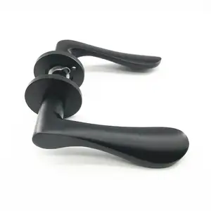 Hitam Zinc Alloy Pintu <span class=keywords><strong>Handle</strong></span> Lock Powder Coating Pintu Tuas untuk Pintu Masuk Pintu Kayu - Product Image 1