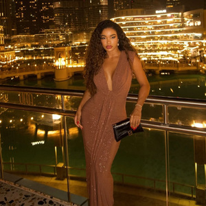 Abito <span class=keywords><strong>da</strong></span> <span class=keywords><strong>Sera</strong></span> Personalizzato per Donna Taglie Forti con Paillettes Glitterate Senza Maniche Linea A Aderente per Feste di Natale Compleanno Celebrazioni - Product Image 1