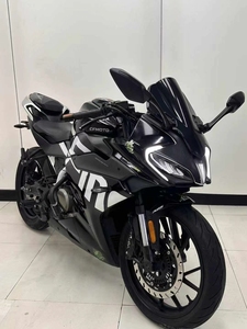 Motocyclette <span class=keywords><strong>d</strong></span>'<span class=keywords><strong>occasion</strong></span> à essence Spring SR250 avec injection électronique, refroidissement par eau, équipée <span class=keywords><strong>de</strong></span> ABS - Product Image 2