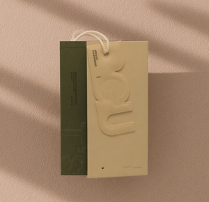 بطاقة ملابس عالية الجودة بتصميم عصري مخصص وشعار ثلاثي الأبعاد لعلامة تجارية - Product Image 3