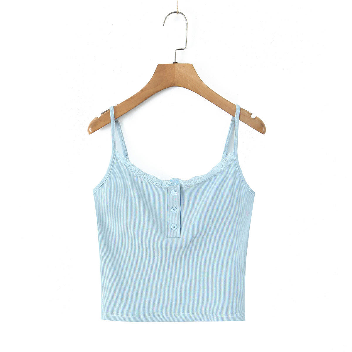 เสื้อชั้นในสีฟ้า