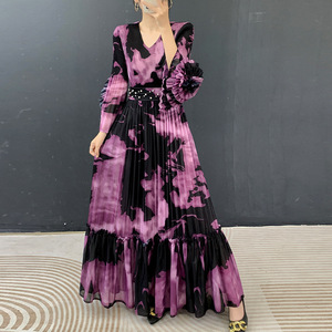 Vestido plisado Miyake estilo oficina 2026 con cuello redondo, manga trompeta, cintura fruncida y estampado, ropa occidental para mujer al por mayor - Product Image 1